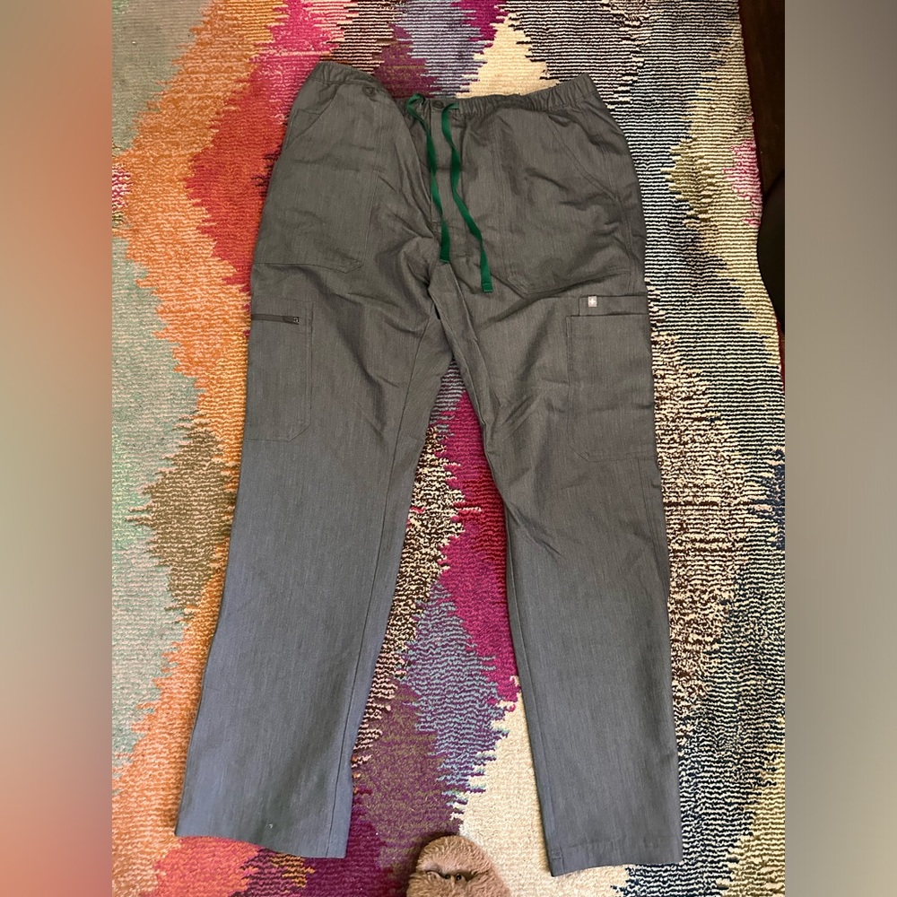 XL men’s figs scrub bottoms- graphite